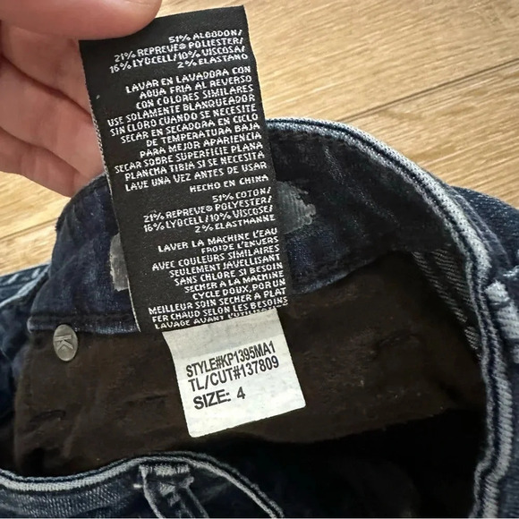 Kut From The Kloth Women’s Medium/Dark Wash Distressed Ankle Jeans Sz 4 GUC - Picture 6 of 9